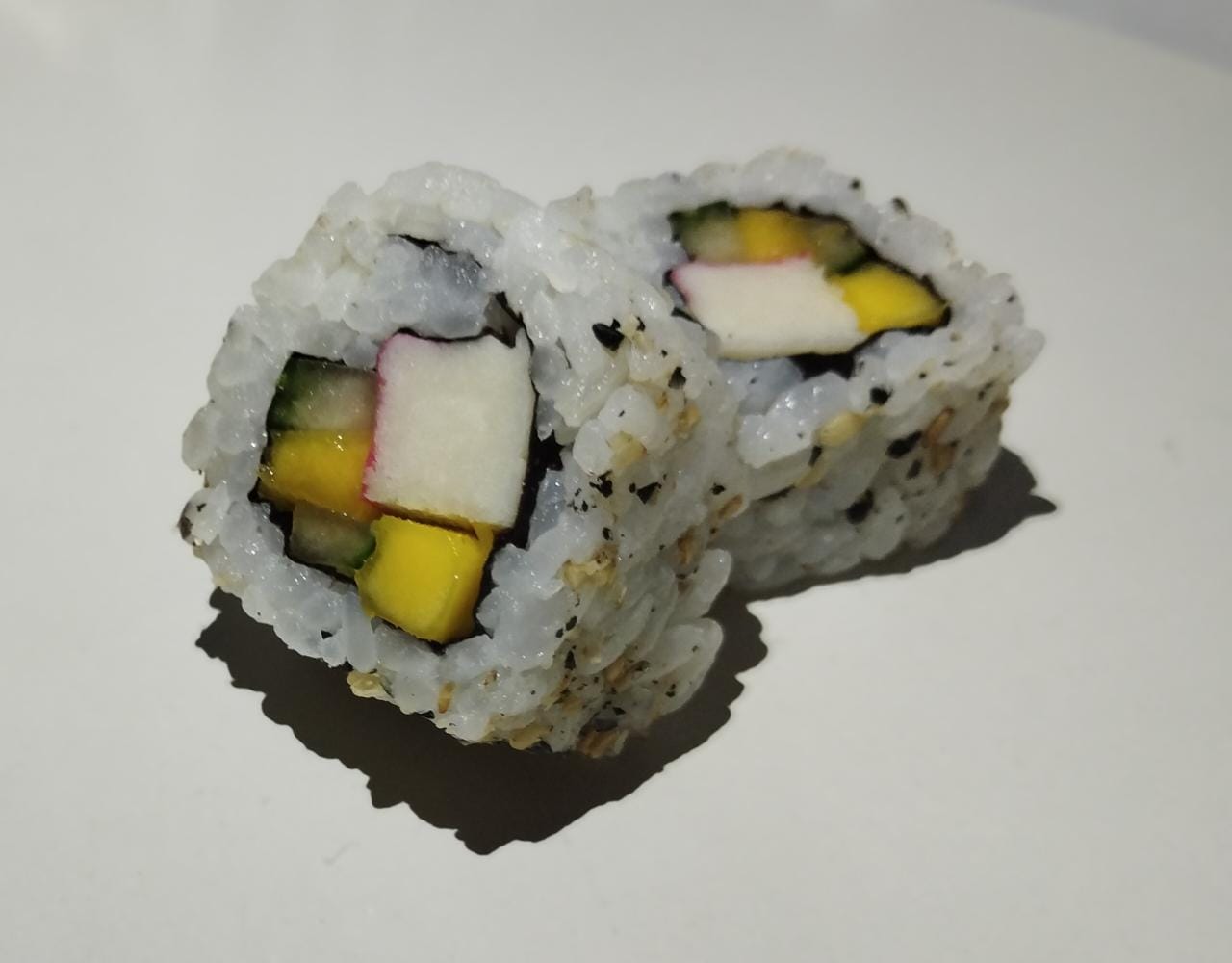 URAMAKI CALIFÓRNIA